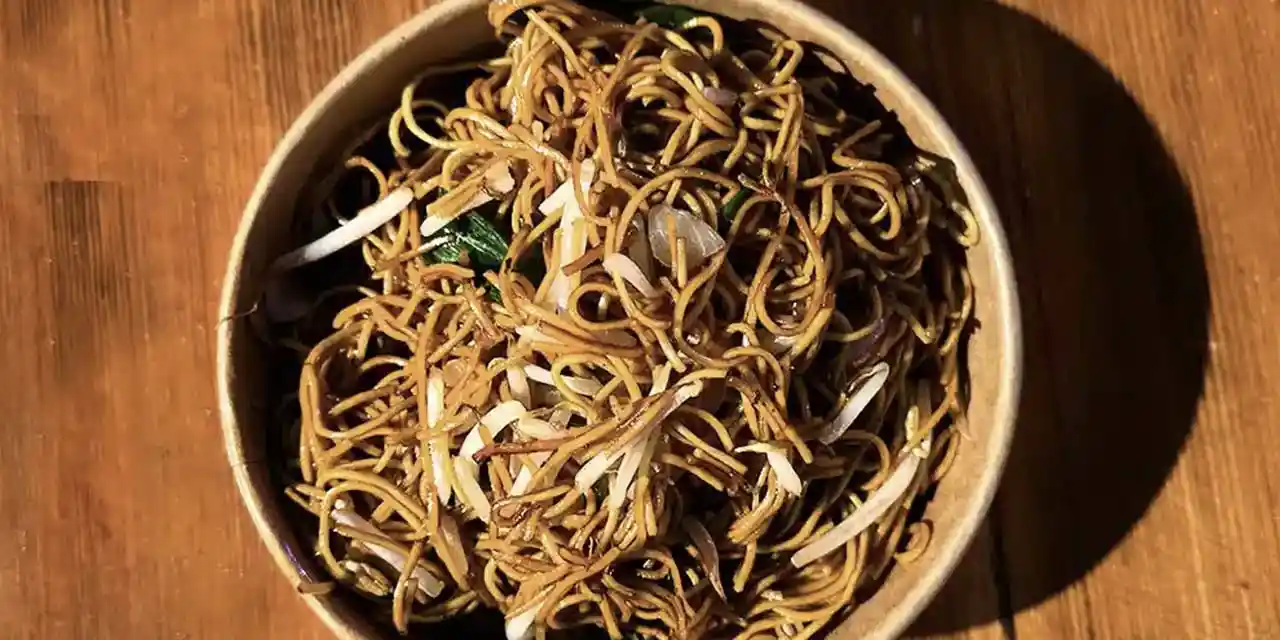 Hello Oriental : Stir Fried Noodles