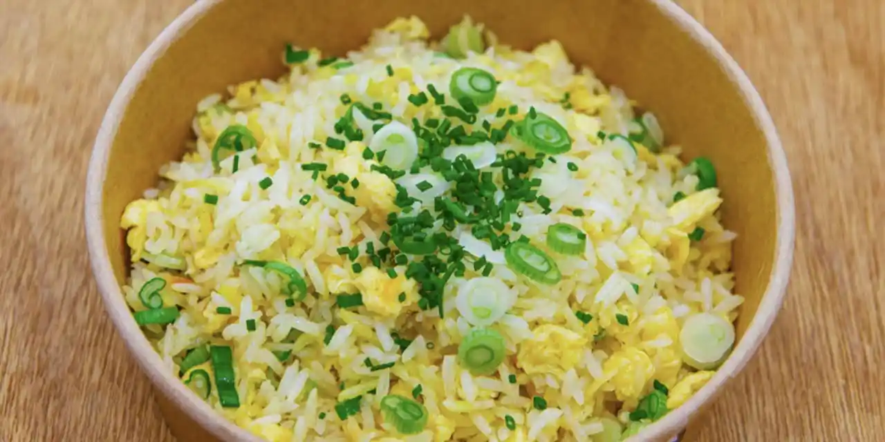 Hello Oriental : Spring Onion Egg Fried Rice